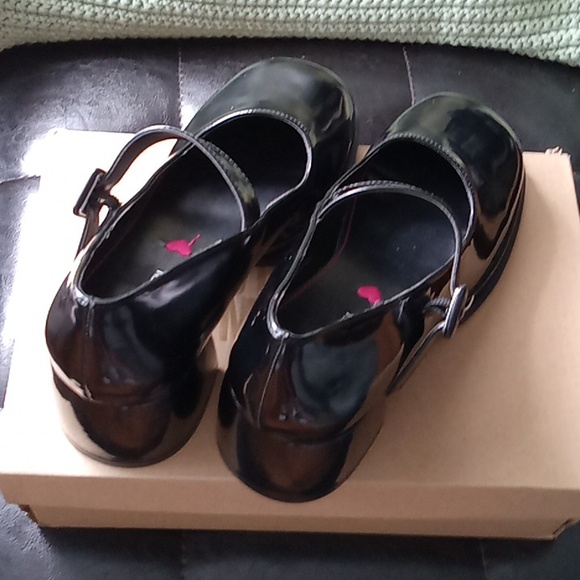 Steve Madden girl's dress shoes-NEW - Picture 4 of 6
